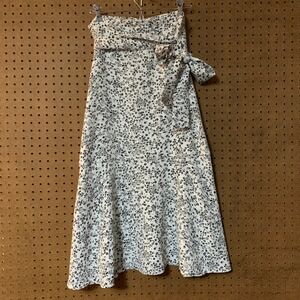 ANN TAYLOR Floral Maxi Skirt Size 6 White Black Tie Waist Midi Cottage Bride